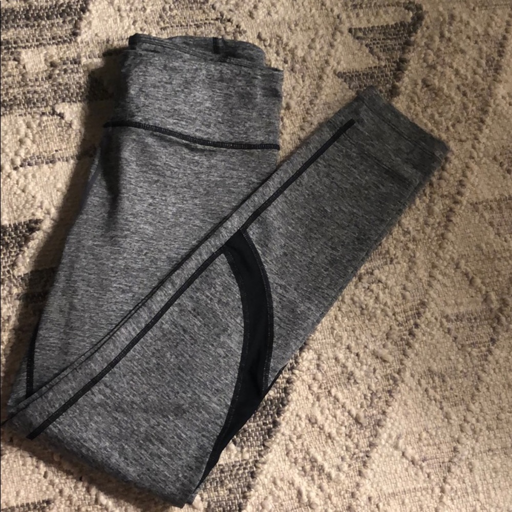 Lou & Grey leggings